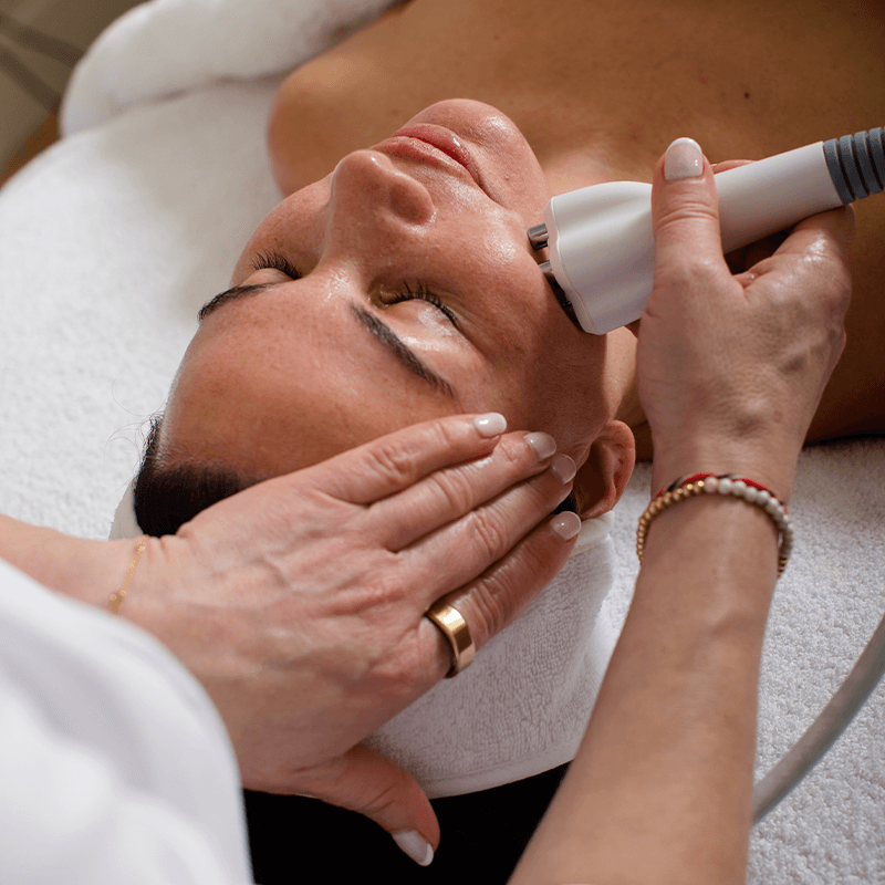 RadioFrequency by Banus Viva. Women receiving facial treatment.